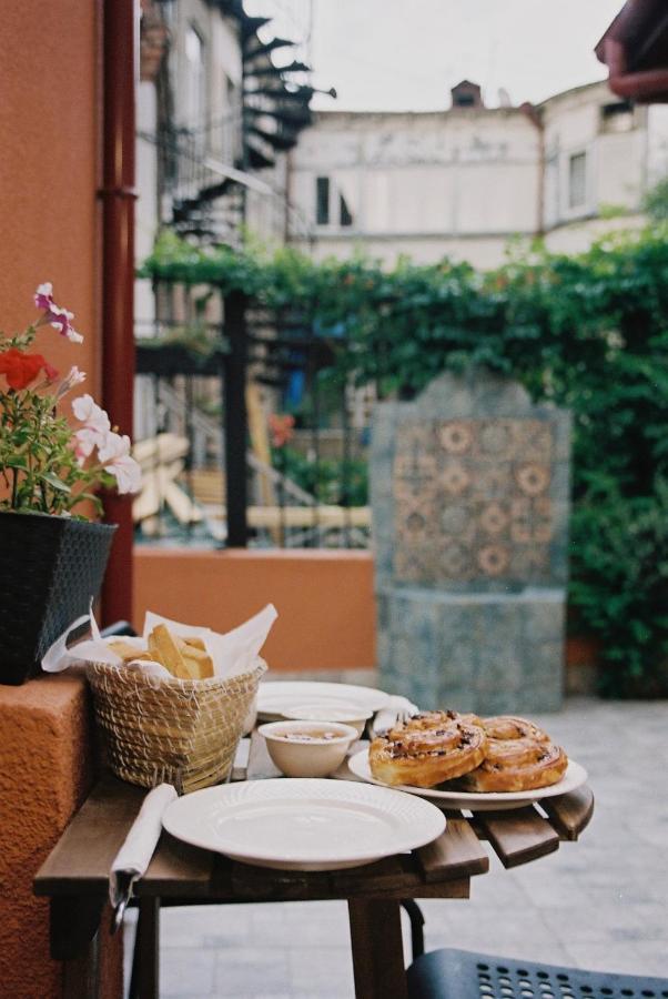 Homey Tbilisi Bagian luar foto